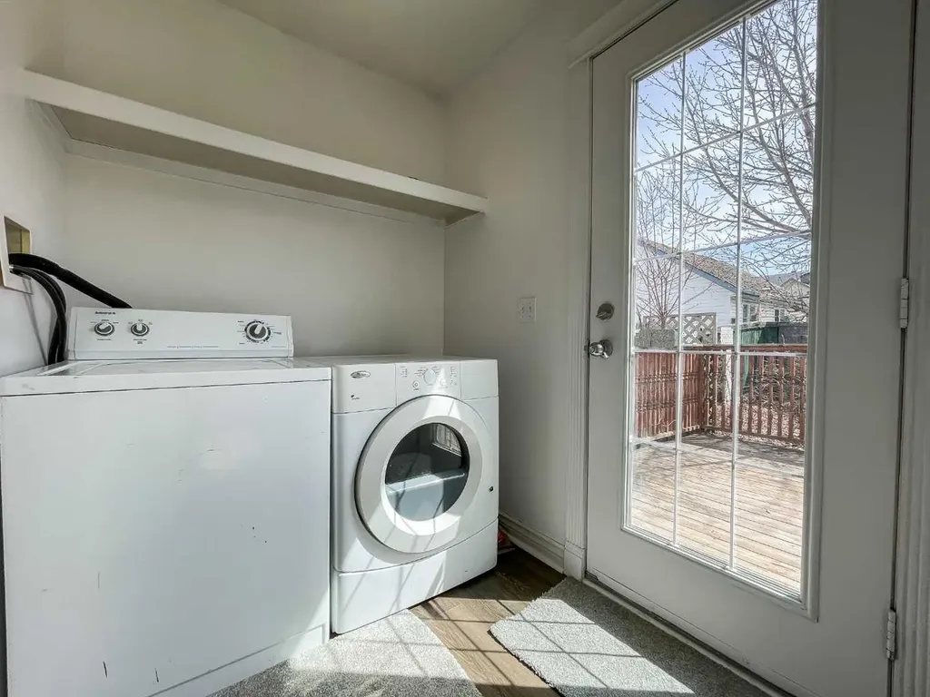 133 Diefenbaker Drive N Fort Mcmurray AB T9K 2J8