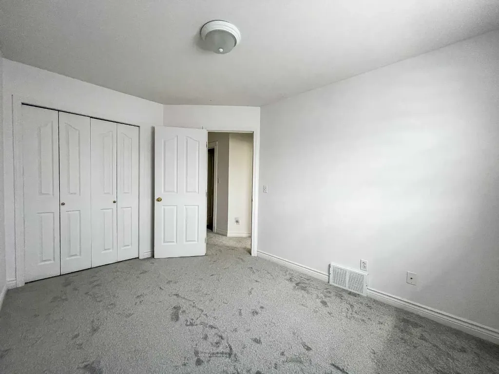 133 Diefenbaker Drive N Fort Mcmurray AB T9K 2J8