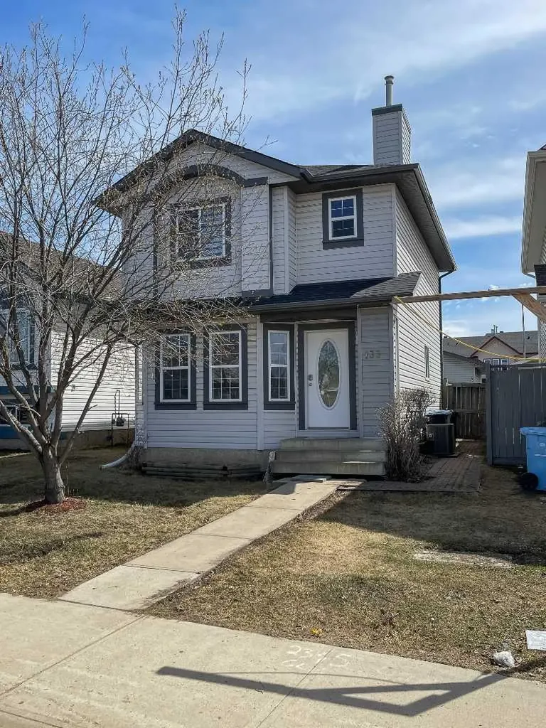 133 Diefenbaker Drive N Fort Mcmurray AB T9K 2J8