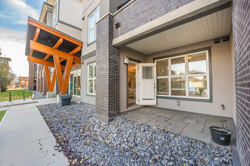 95 Burma Star Road SW Calgary AB T3E 8A9