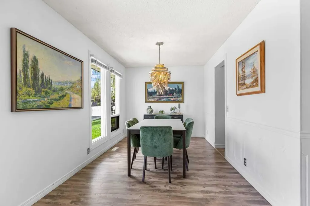 28 Beddington Crescent NE Calgary AB T3K 1N5