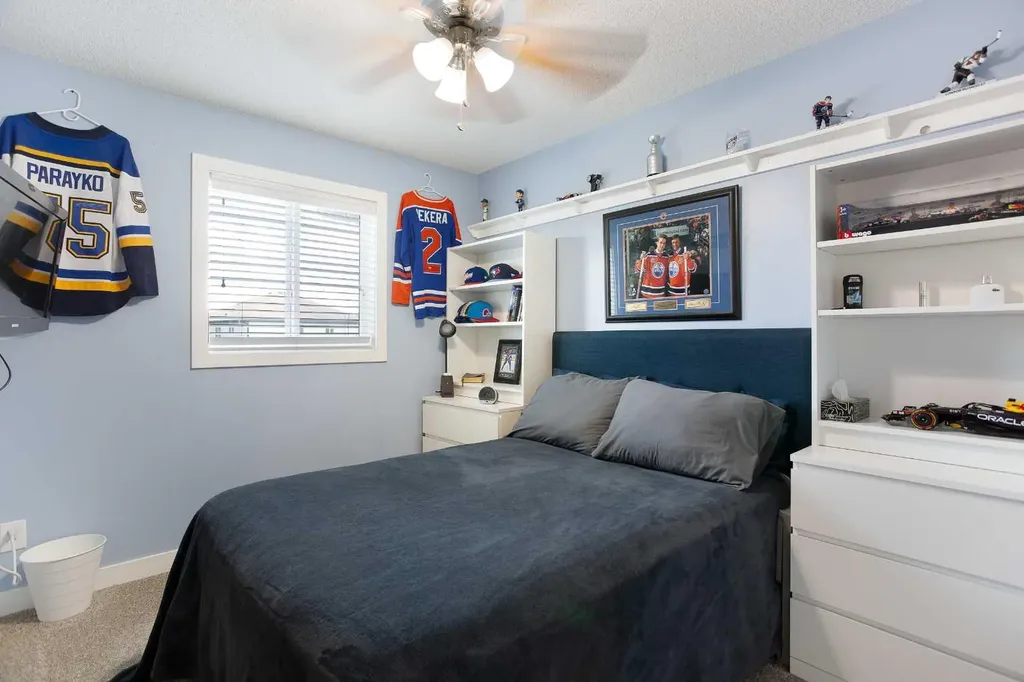 130 Luxstone Way SW Airdrie AB T4B 0H6
