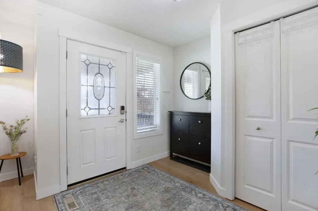 130 Luxstone Way SW Airdrie AB T4B 0H6