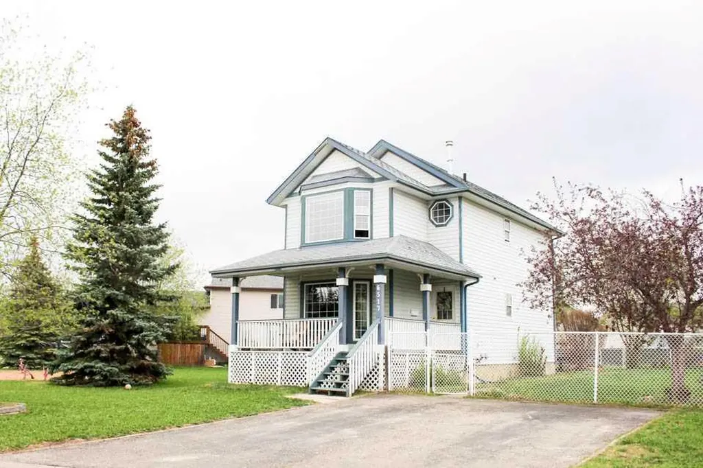 6517 90a Street Grande Prairie AB T8W 2K3