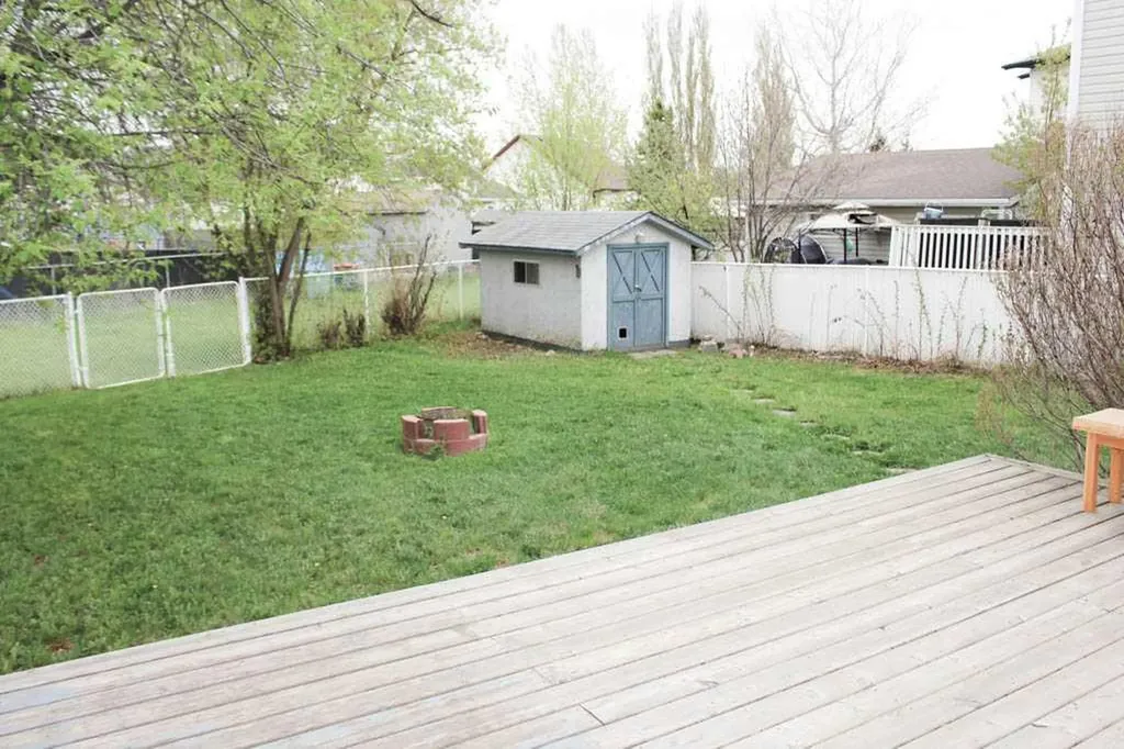 6517 90a Street Grande Prairie AB T8W 2K3
