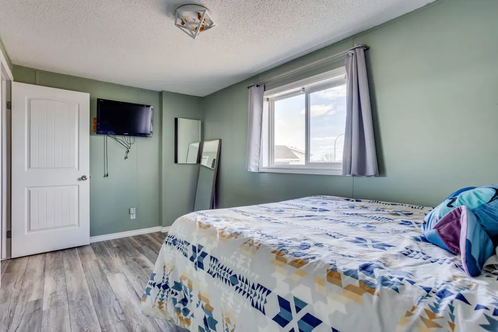 123 Hunter Place Fort Mcmurray AB T9K 2K6