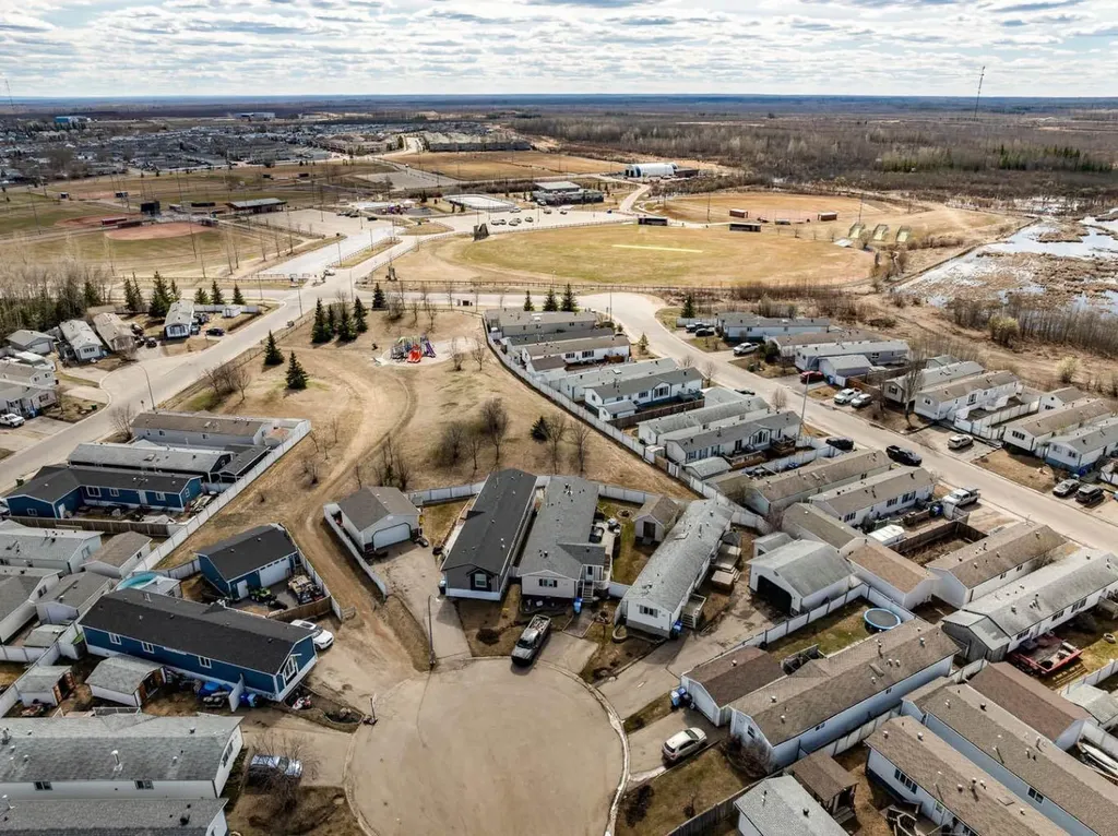 123 Hunter Place Fort Mcmurray AB T9K 2K6