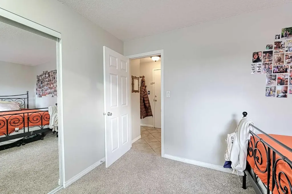 1234 14 Avenue SW Calgary AB T3C 0V9