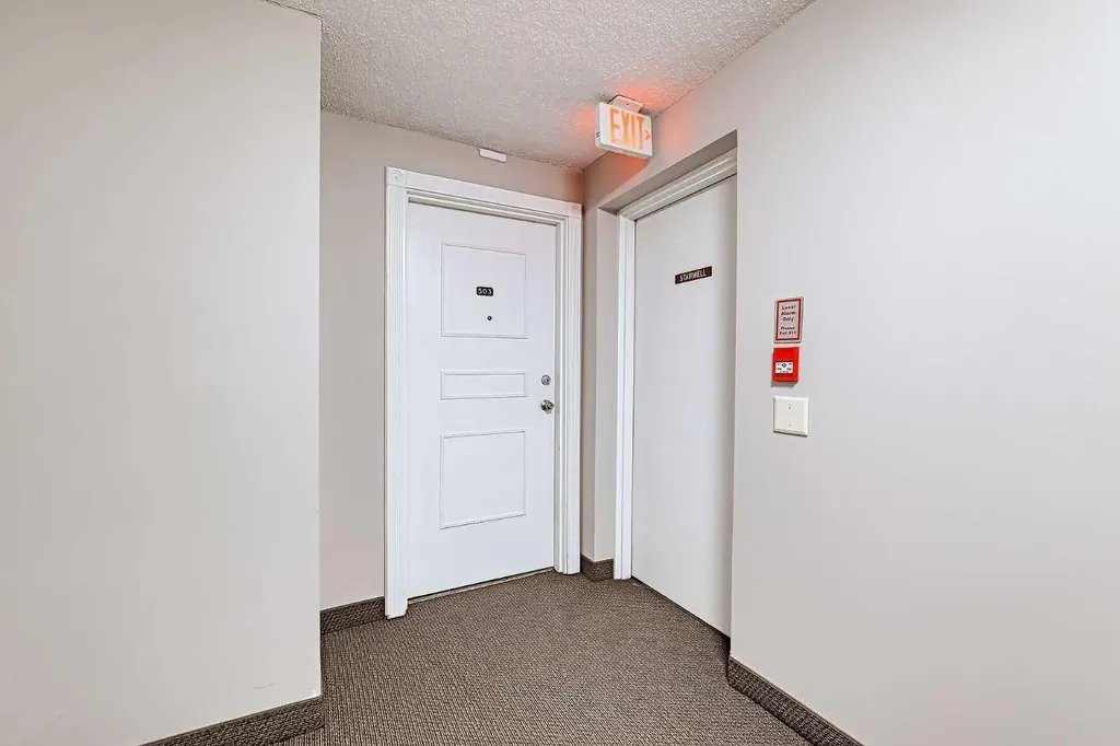 1234 14 Avenue SW Calgary AB T3C 0V9