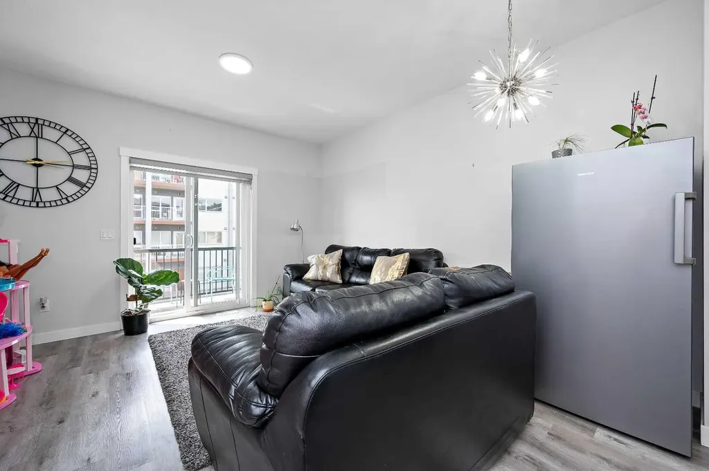 95 Skyview Close NE Calgary AB T3N 1X2