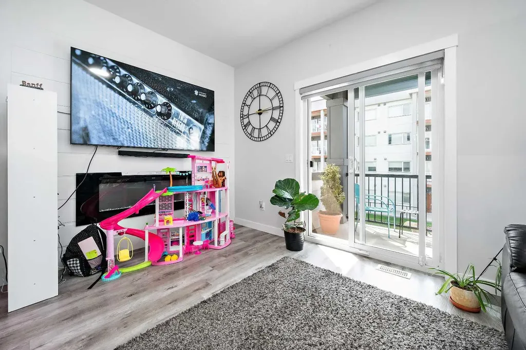 95 Skyview Close NE Calgary AB T3N 1X2