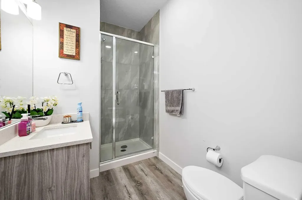 95 Skyview Close NE Calgary AB T3N 1X2
