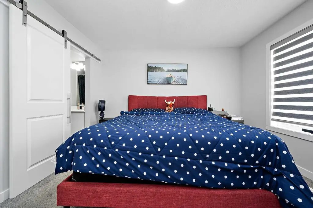 95 Skyview Close NE Calgary AB T3N 1X2