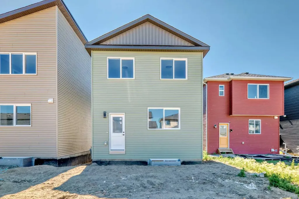 112 Belvedere Park SE Calgary AB T2A 8A1
