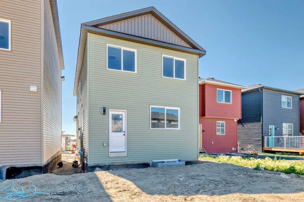 112 Belvedere Park SE Calgary AB T2A 8A1