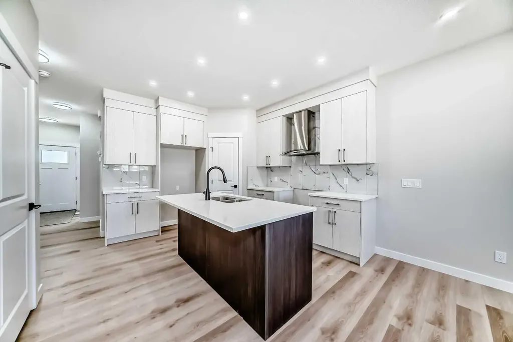 112 Belvedere Park SE Calgary AB T2A 8A1