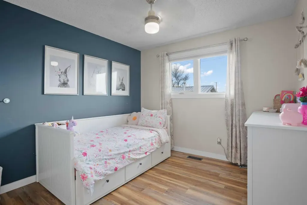 5028 54 Avenue Stavely AB T0L1Z0
