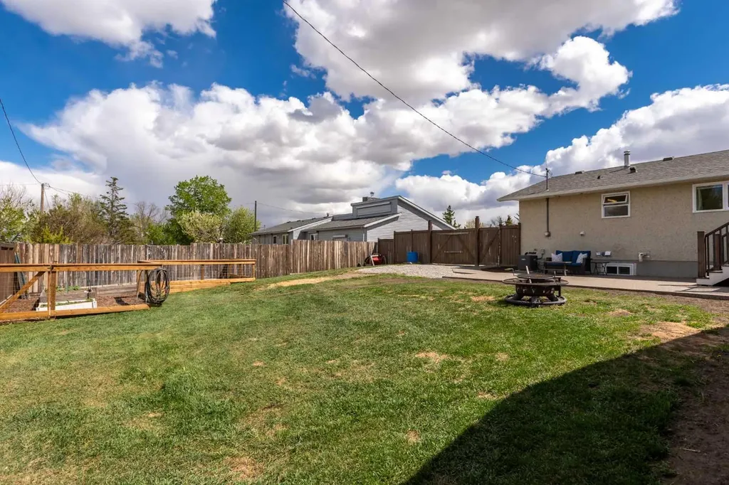 5028 54 Avenue Stavely AB T0L1Z0