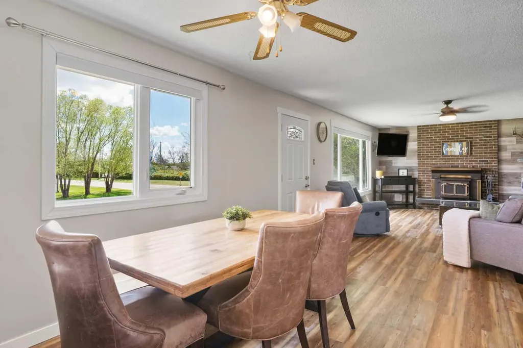 5028 54 Avenue Stavely AB T0L1Z0