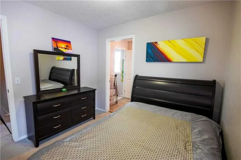 47 Taralea Gardens NE Calgary AB T3J 4W4
