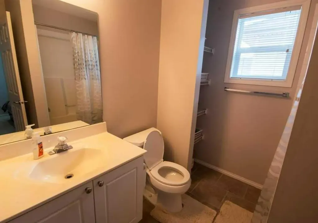 47 Taralea Gardens NE Calgary AB T3J 4W4