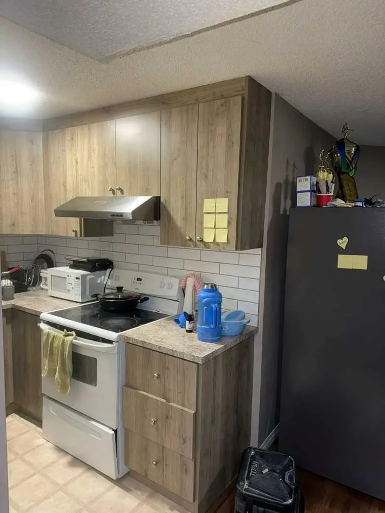 47 Taralea Gardens NE Calgary AB T3J 4W4