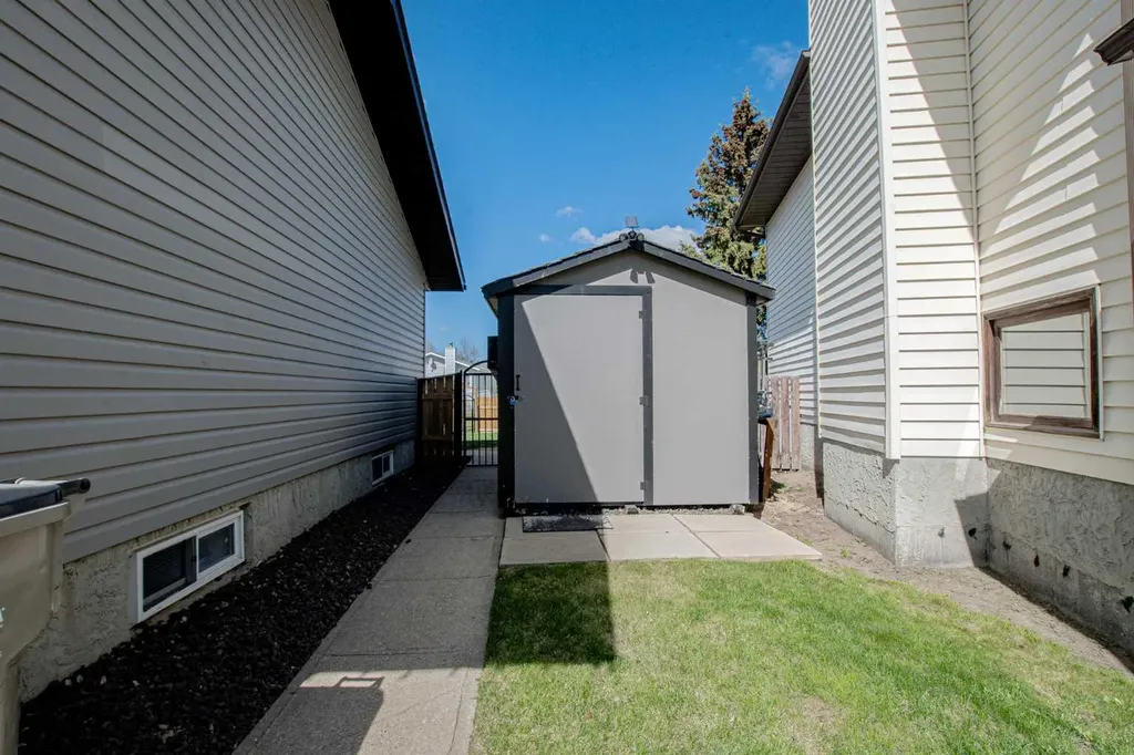 6410 94a Street Grande Prairie AB T8W 1B9
