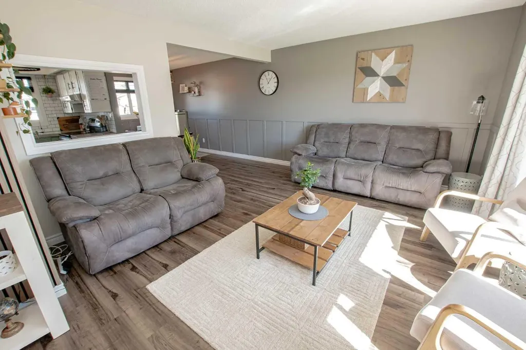 6410 94a Street Grande Prairie AB T8W 1B9