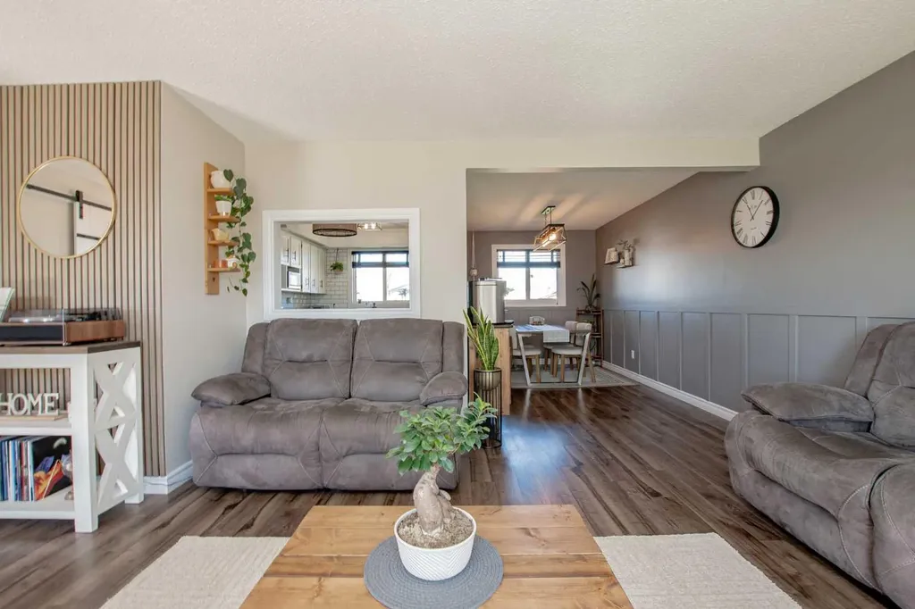 6410 94a Street Grande Prairie AB T8W 1B9