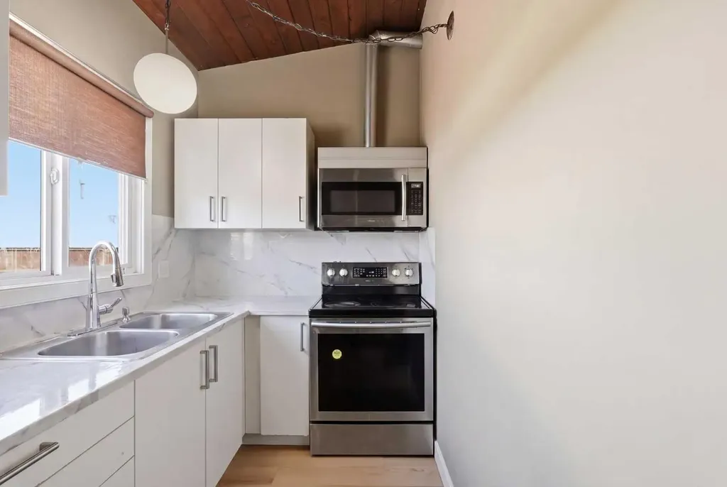 416 Pinemont Gate NE Calgary AB T1Y 2R6