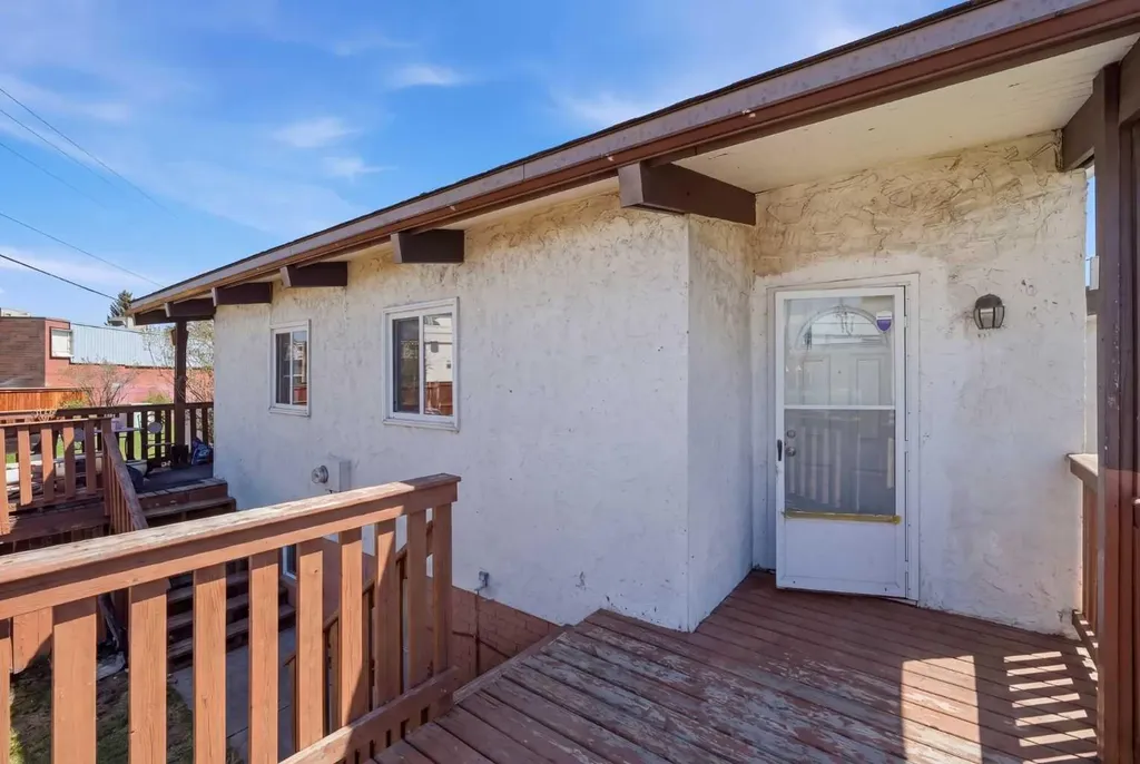416 Pinemont Gate NE Calgary AB T1Y 2R6