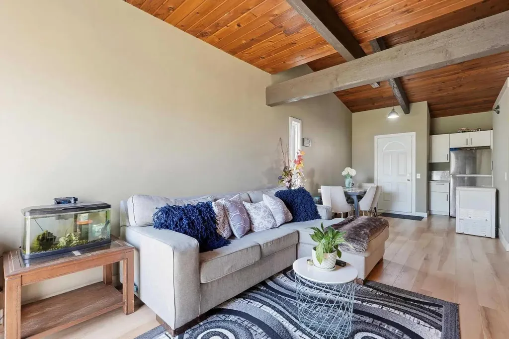 416 Pinemont Gate NE Calgary AB T1Y 2R6