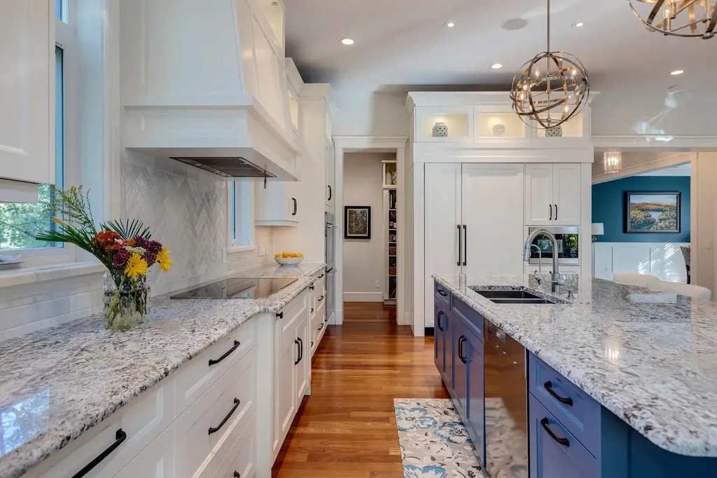 124 Posthill Drive SW Calgary AB T3H 0J1