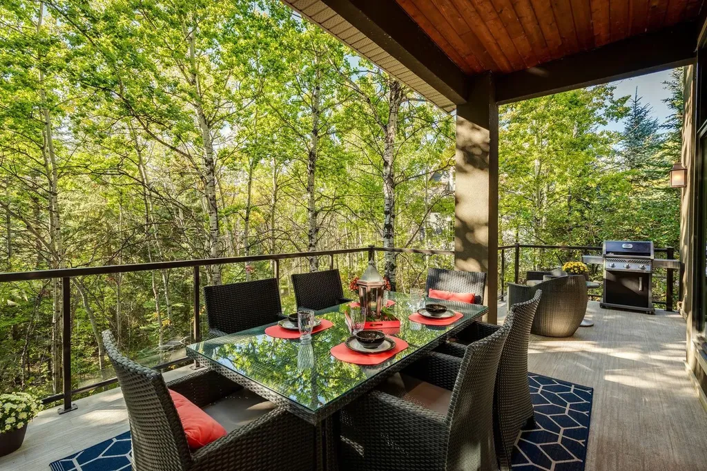 124 Posthill Drive SW Calgary AB T3H 0J1