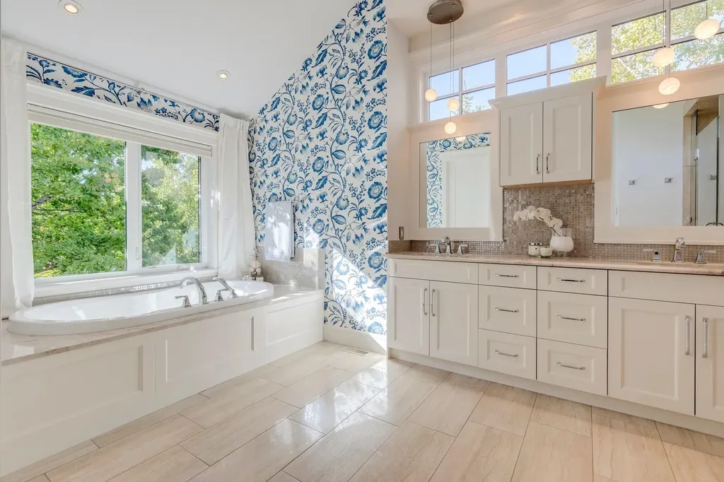 124 Posthill Drive SW Calgary AB T3H 0J1