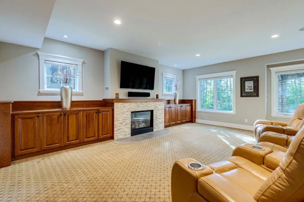 124 Posthill Drive SW Calgary AB T3H 0J1