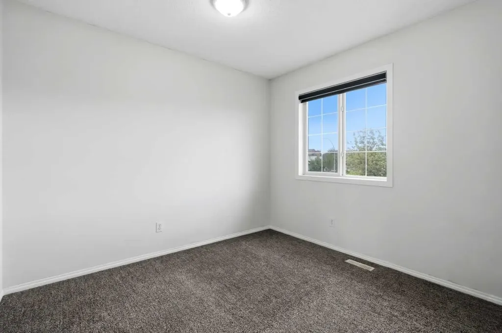 6 Taralea Place NE Calgary AB T3J 4W6