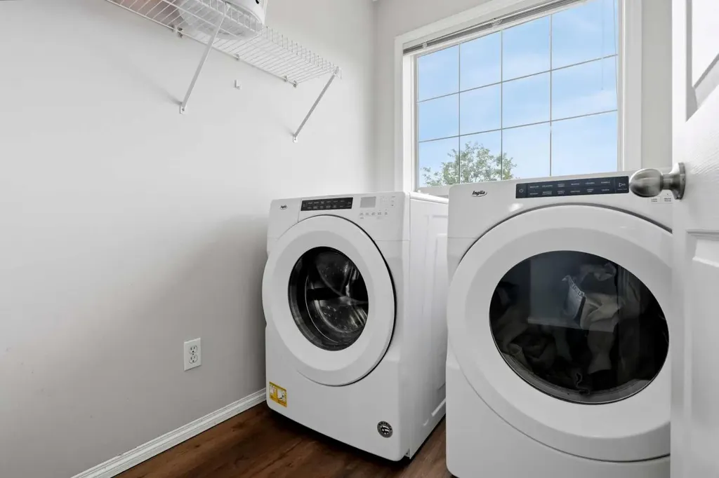 6 Taralea Place NE Calgary AB T3J 4W6