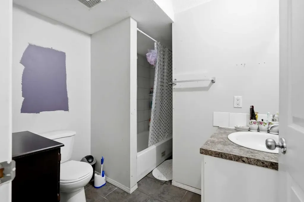 6 Taralea Place NE Calgary AB T3J 4W6