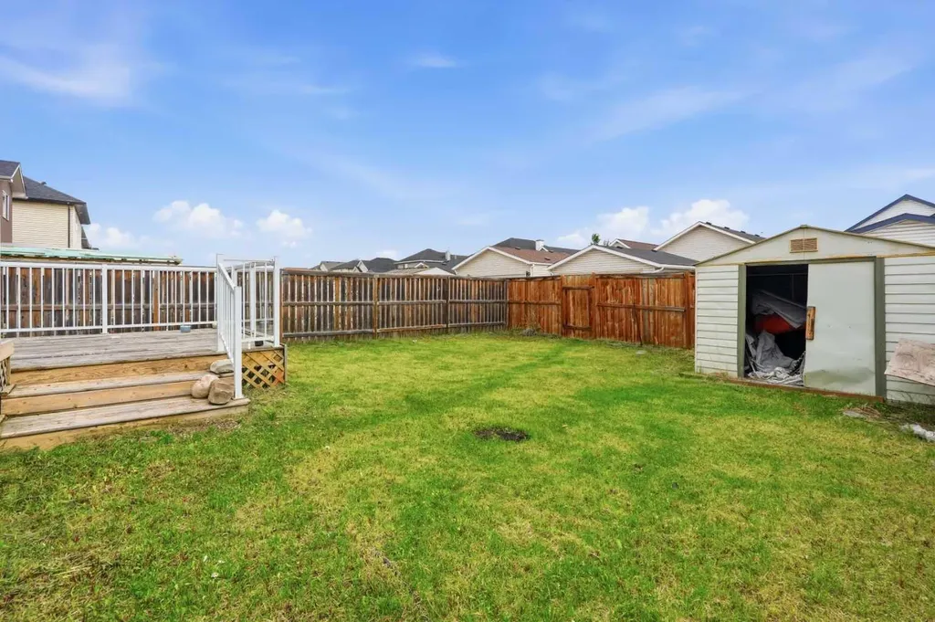 6 Taralea Place NE Calgary AB T3J 4W6