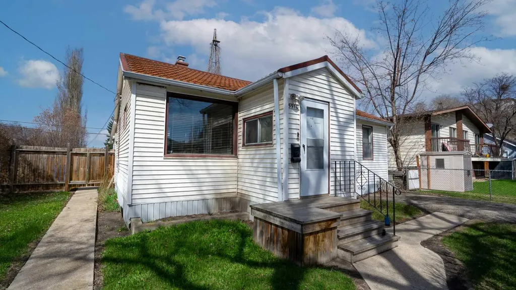5910 52 Avenue Red Deer AB T4N 4K6