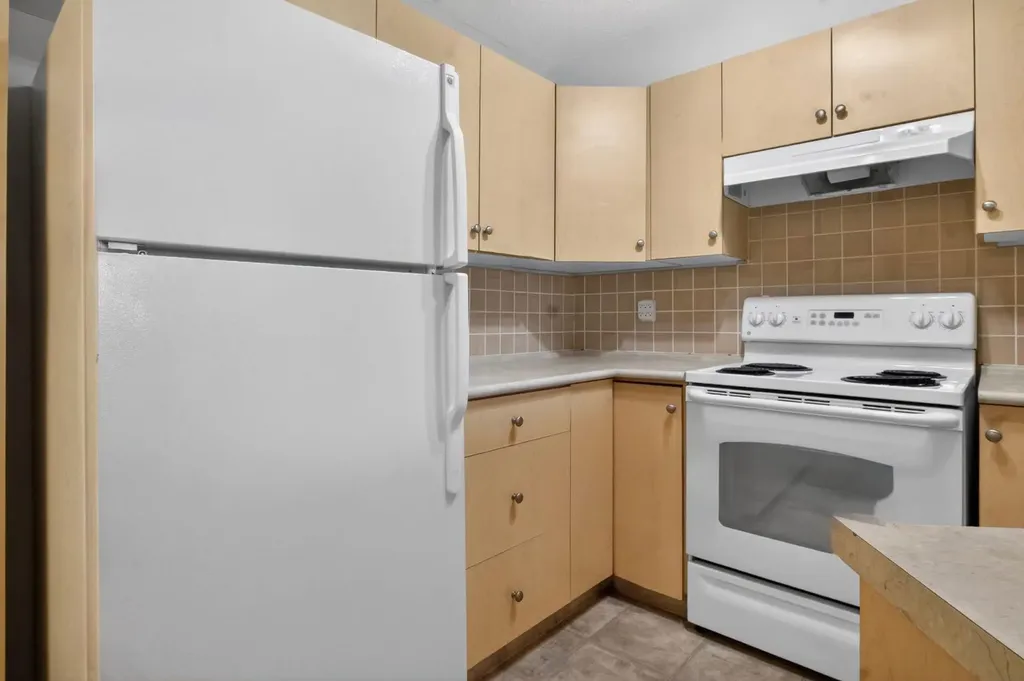 304 Mackenzie Way SW Airdrie AB T4B3H7