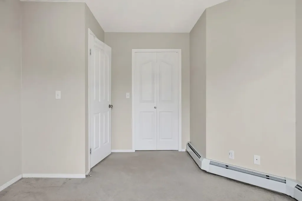 304 Mackenzie Way SW Airdrie AB T4B3H7