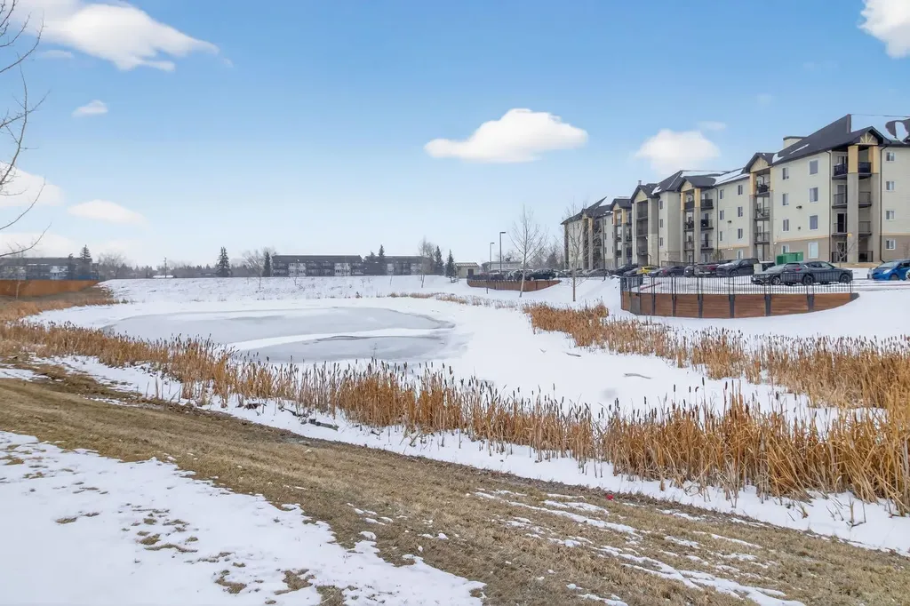 304 Mackenzie Way SW Airdrie AB T4B3H7