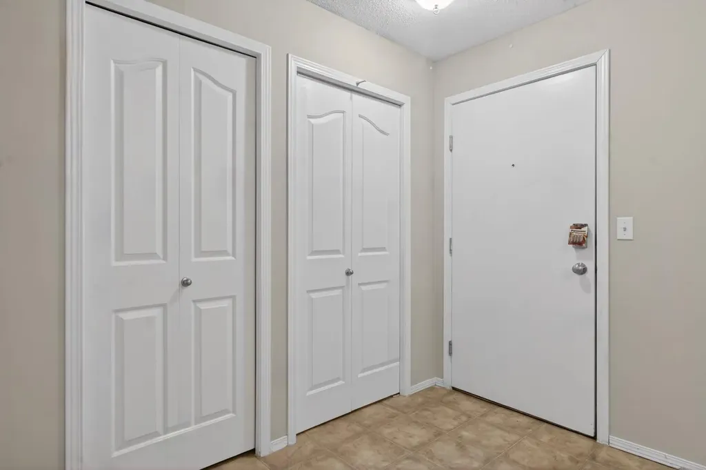304 Mackenzie Way SW Airdrie AB T4B3H7