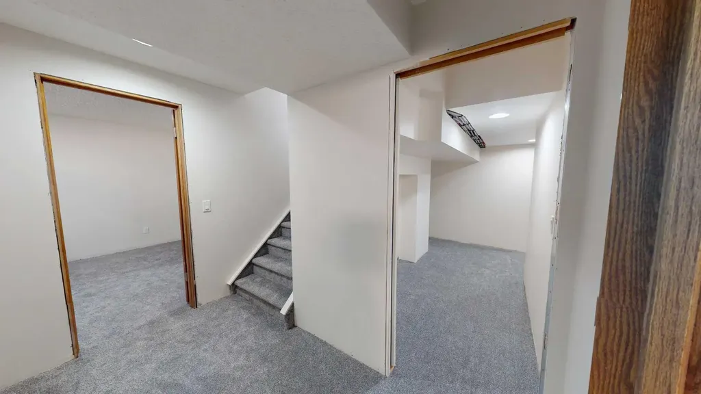 60 Sunmeadows Court SE Calgary AB T2X 3H5