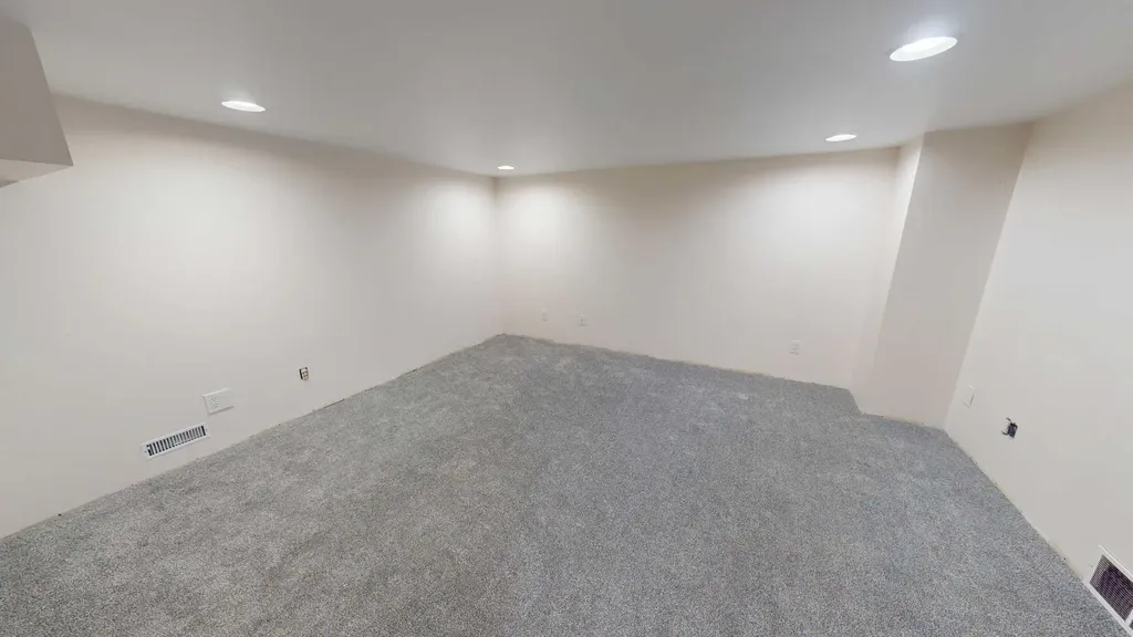60 Sunmeadows Court SE Calgary AB T2X 3H5