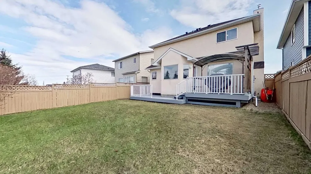 29 Harvest Glen Link NE Calgary AB T3K4N1