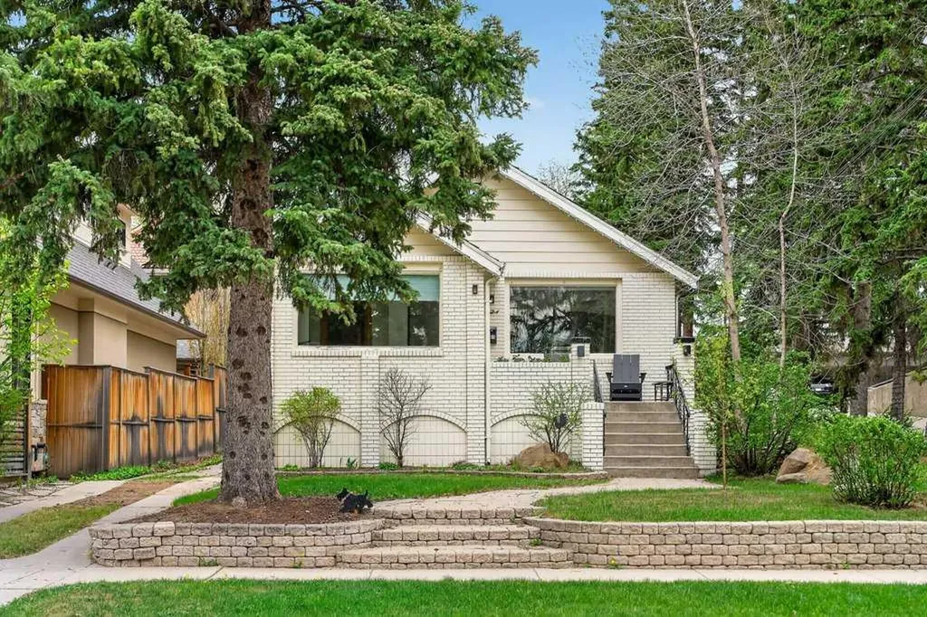 924 7a Street NW Calgary AB T2M 3H2