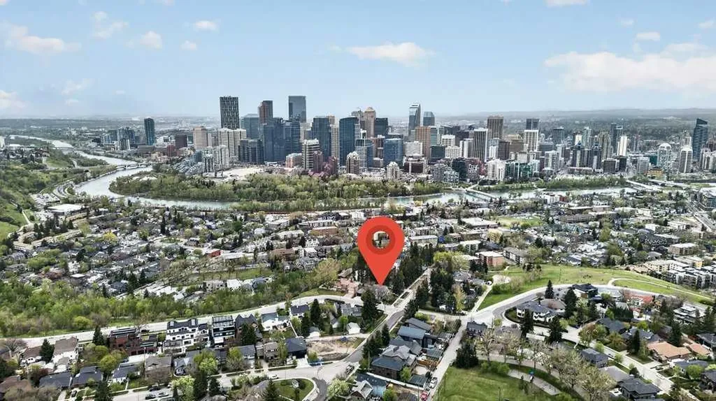 924 7a Street NW Calgary AB T2M 3H2
